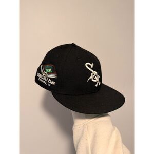 Chicago White Sox New Era 59Fifty Fitted Hat 7 5/8 Comiskey Park Patch